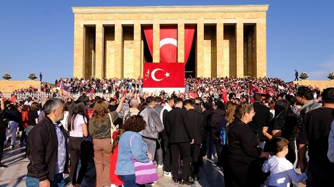 29 Ekim de Anıtkabir i kaç kişi ziyaret etti?