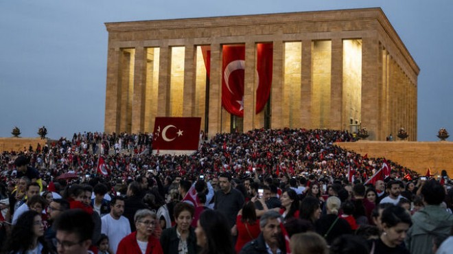 100.yılda Anıtkabir'e ziyaret rekoru!