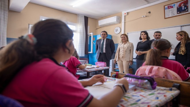 Başkan Mutlu ilk ders zilini çaldı: Her zaman yanınızdayız