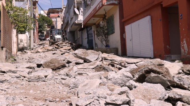 Bayraklı'da yol yenileme seferberliği