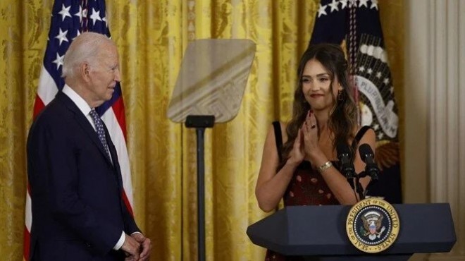 Biden Jessica Alba dan iş istedi!