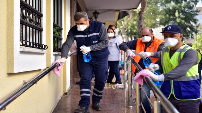 Bornova'da virüse karşı temizlik seferberliği