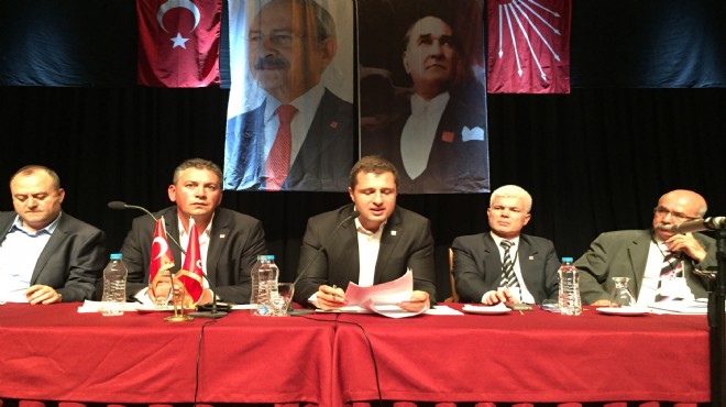 CHP İzmir'de bir ilk: Mahalle temsilcileri zirvesi!