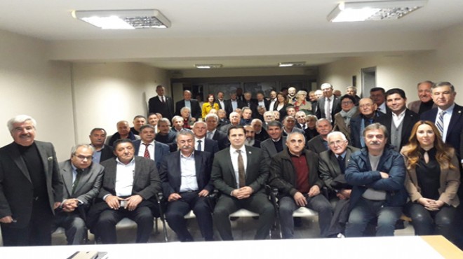 CHP İzmir de eski il genel meclis üyelerine saha görevi: O isim koordine edecek!
