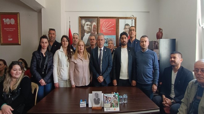 CHP İzmir de istifa eden ilçe başkanı ve yönetimin yerine atama yapıldı