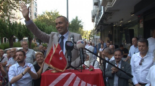 CHP Konak'ın yeni başkanı 3. kez üniversiteli oldu!