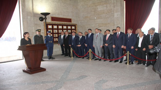 Cumhur İttifakı'nın İzmirli başkanları Anıtkabir'de
