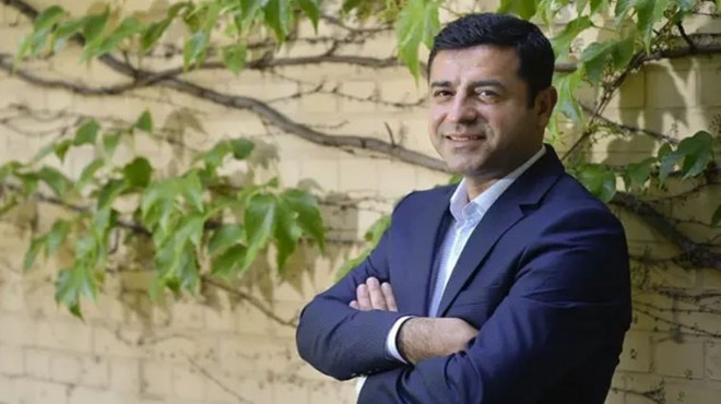 Demirtaş tan  Barışın yanında olalım  çağrısı