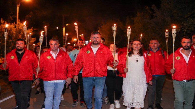 Duman Bucalı gençlerle Kocatepe’de