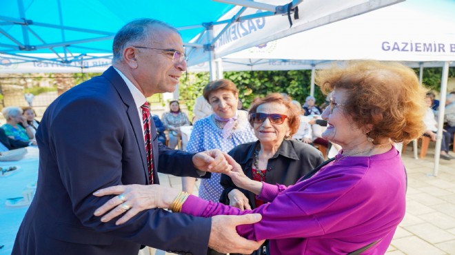 Gaziemir yaşlı çınarların yanında!