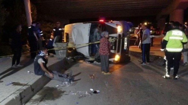 İşçileri taşıyan araç devrildi: 1 ölü, 14 yaralı