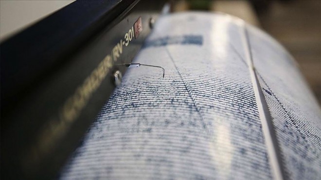 İzmir açıklarında 4,2 büyüklüğünde deprem