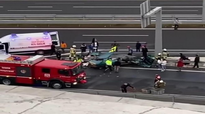 İzmir de 2 feci kaza: 3 ölü 3 yaralı