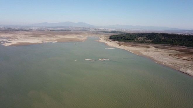 İzmir de  Tahtalı  alarmı: Yağış oranı ortalamanın üzerine çıktı ama dolmadı!