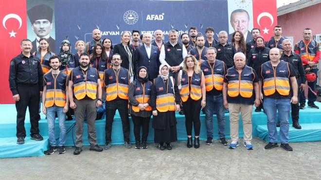 İzmir de Türkiye ilki: 72 kişi sertifika aldı