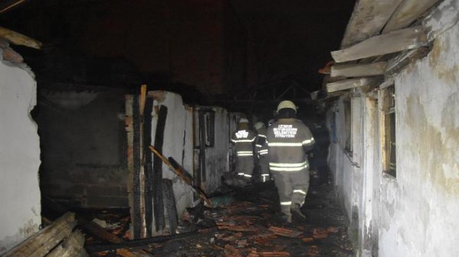 İzmir'de metruk binadaki yangın can aldı