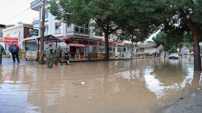 İzmir de sağanak kabusu!