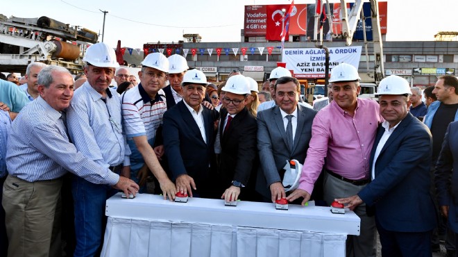 İzmir de tarihi gün: Metronun  milyarlık  yeni rotası yola çıktı!