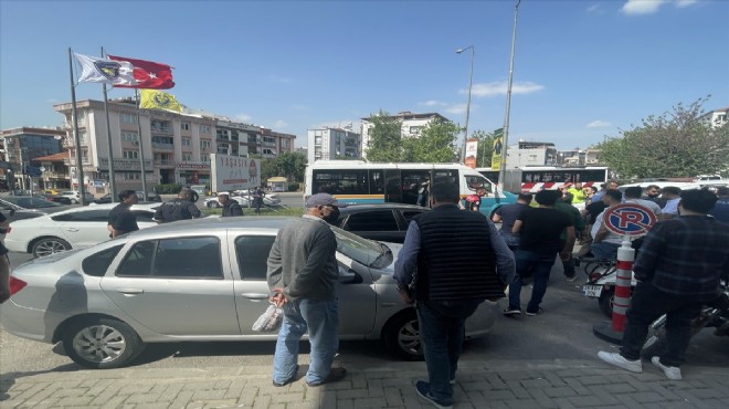 İzmir'de yol verme kavgası dehşeti: Silahlar konuştu!