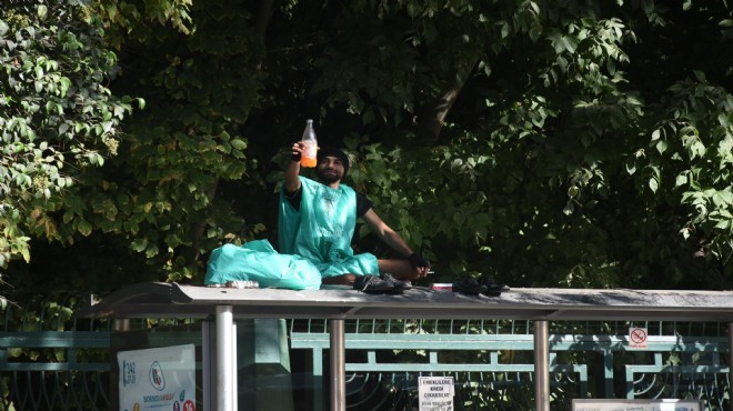 İzmir'in 'Durak Tarzanı' yuvasına döndü!