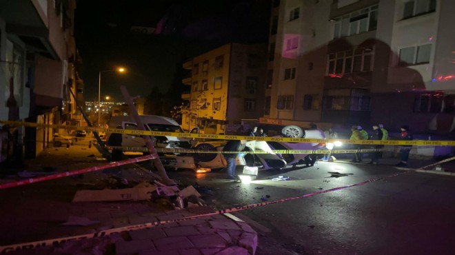 İzmir’de feci kaza: 2 ölü!