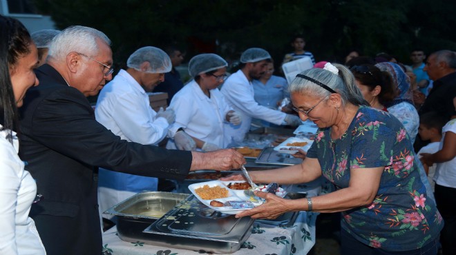 Karabağlar'da sevgi ve hoşgörü iftarı