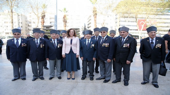 Karşıyaka 18 Mart şehitlerini andı