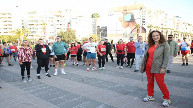 Karşıyaka’da 14 Şubat’a renkli kutlama: Sevdiğinle Koş!