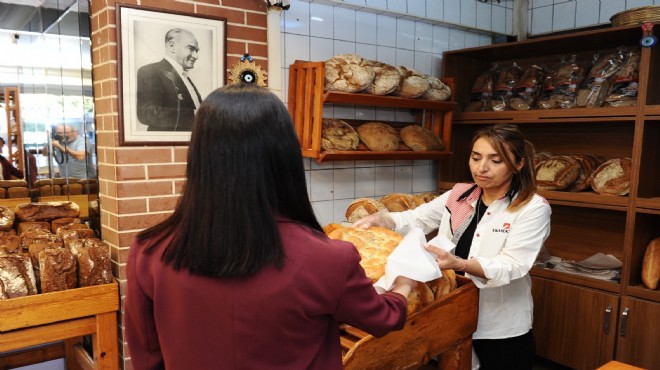 Karşıyaka'da ‘Askıda Pide' dayanışmasına yoğun ilgi