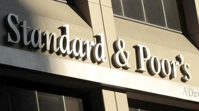 S&P Türkiye'nin kredi notunu yükseltti