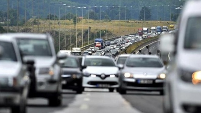 Trafikte yeni cezalar: Ehliyetlere el konulacak!