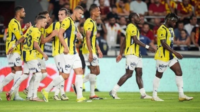 UEFA'dan Fenerbahçe'ye ertelemeli ceza