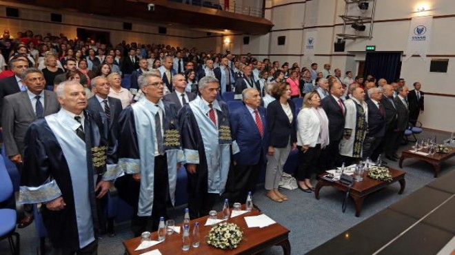 Yaşar Üniversitesi nde yeni akademik yıl başladı