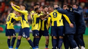 Fenerbahçe, Çekya'da golcüleriyle kazandı!