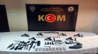 Hem kaçakçı hem zehir taciri: İzmir'deki operasyonda 7 tutuklama!