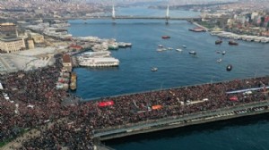 İstanbul'da yüz binler Gazze için yürüyor