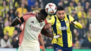 Fenerbahçe Kadıköy'de 1 puana razı oldu