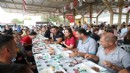 Karşıyaka'da başkan Ünsal ve yüzlerce emekçi bayram sofrasını paylaştı