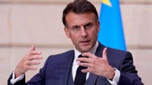 Macron Meclis’i feshettiğini açıkladı