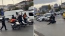 Trafiğinde korku dolu anlar: Kuryeyi demir çubukla dövdü